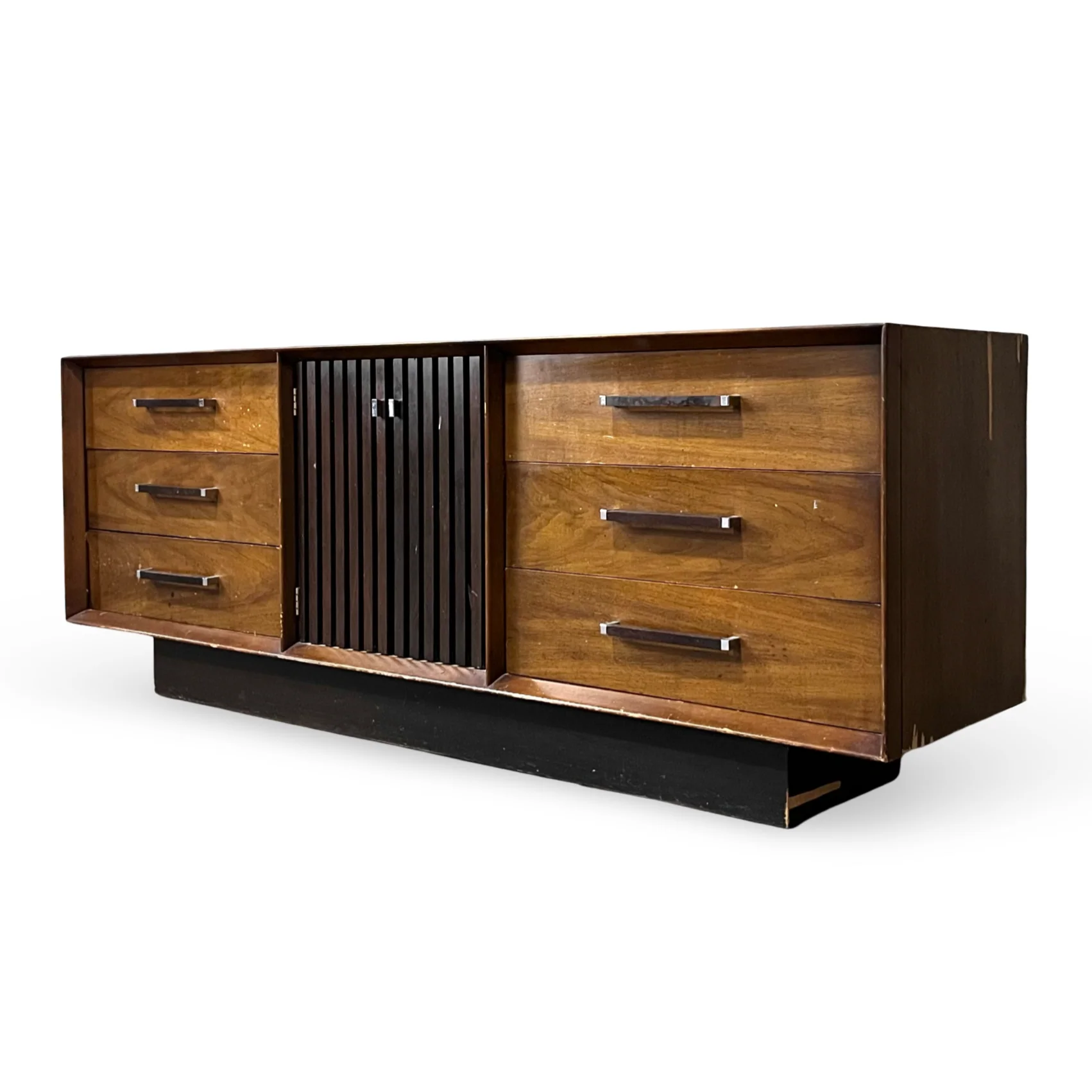Lane Camden Contemporary Lowboy Dresser