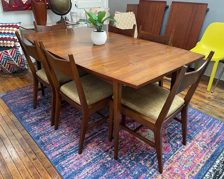 Lane Dining Tables